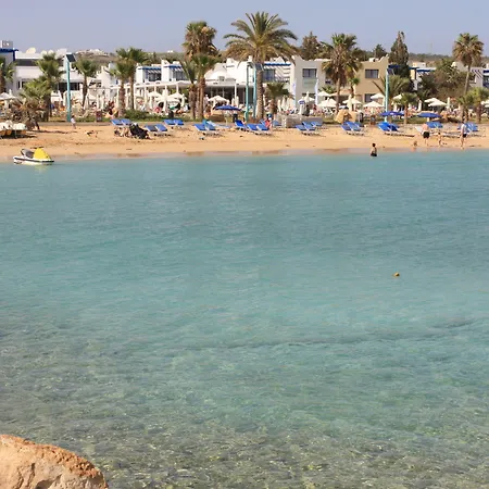 Marismare Θέρετρο Αγία Νάπα